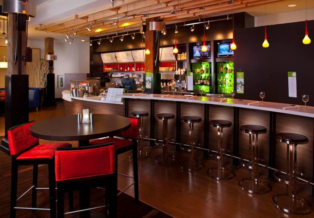 Отель Courtyard By Marriott New Orleans Warehouse Arts District Экстерьер фото