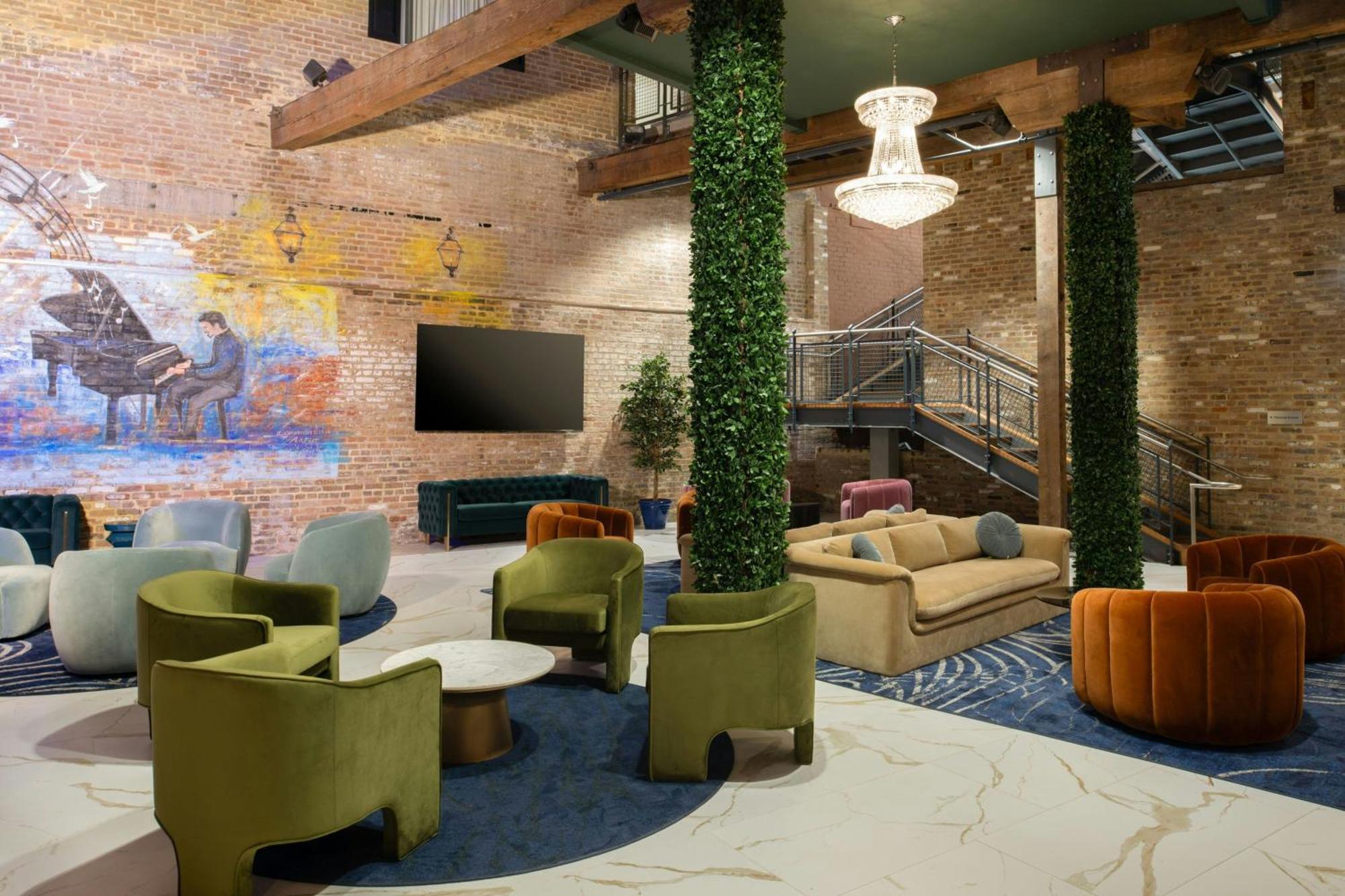 Отель Courtyard By Marriott New Orleans Warehouse Arts District Экстерьер фото